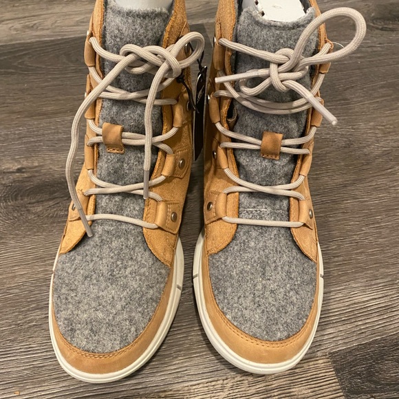 BRAND NEW Sorel Joan Felt winter boots size 8. Never worn - Picture 5 of 5